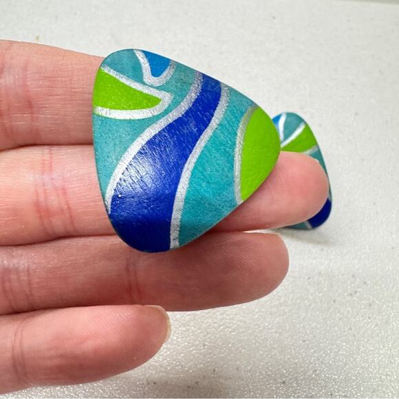 Vintage Blue Green Painted Wood Triangle Earrings Womens 1980s Funky Artsy - Picture 2 of 7